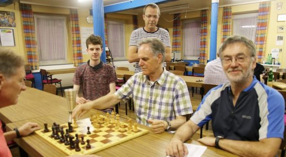 „Schach-König von Kuppenheim“ wird 75!