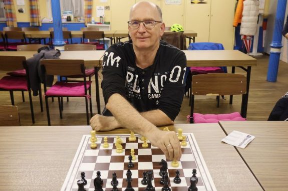 Kick gut erholt nach Großmeister-Niederlage