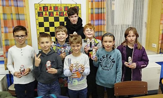 Moritz Neumann gewinnt Jugend-Weihnachtsblitz